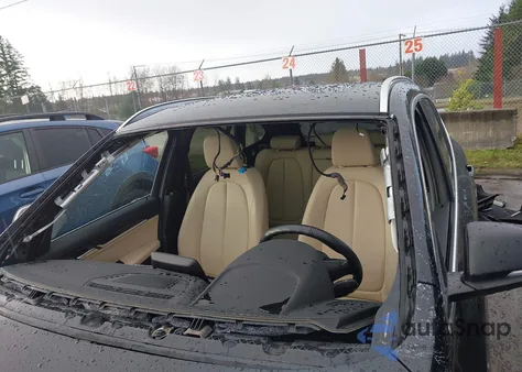 2018 BMW X1 xDrive28I из США, поврежденный, VIN WBXHT3C39J5K30998